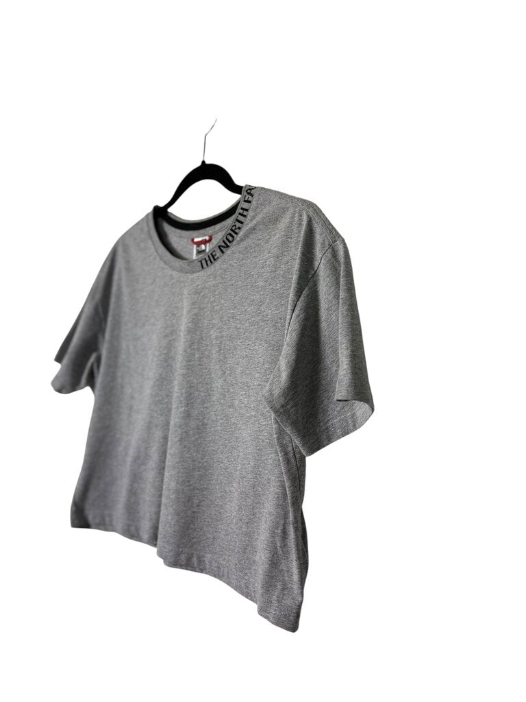 THE NORTH FACE ATHLETIC TOP