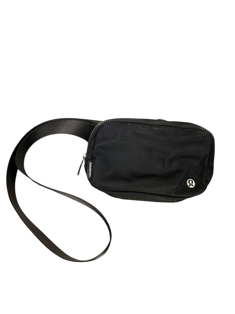 LULULEMON EVERYWHERE BELT BAG