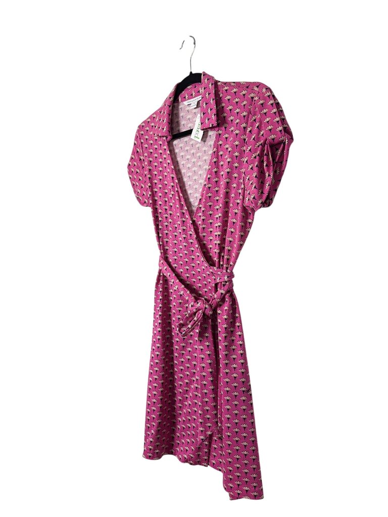 DIANE VON FURSTENBERG FLORAL WRAP DRESS