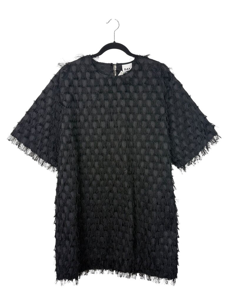 DAY FRINGE SHIFT DRESS