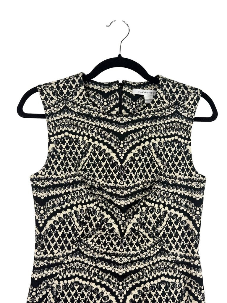 DIANE VON FURSTENBURG JACQUARD SHEATH DRESS