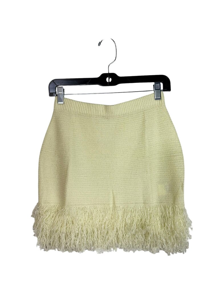 KNIT FRINGE HEM MINI SKIRT