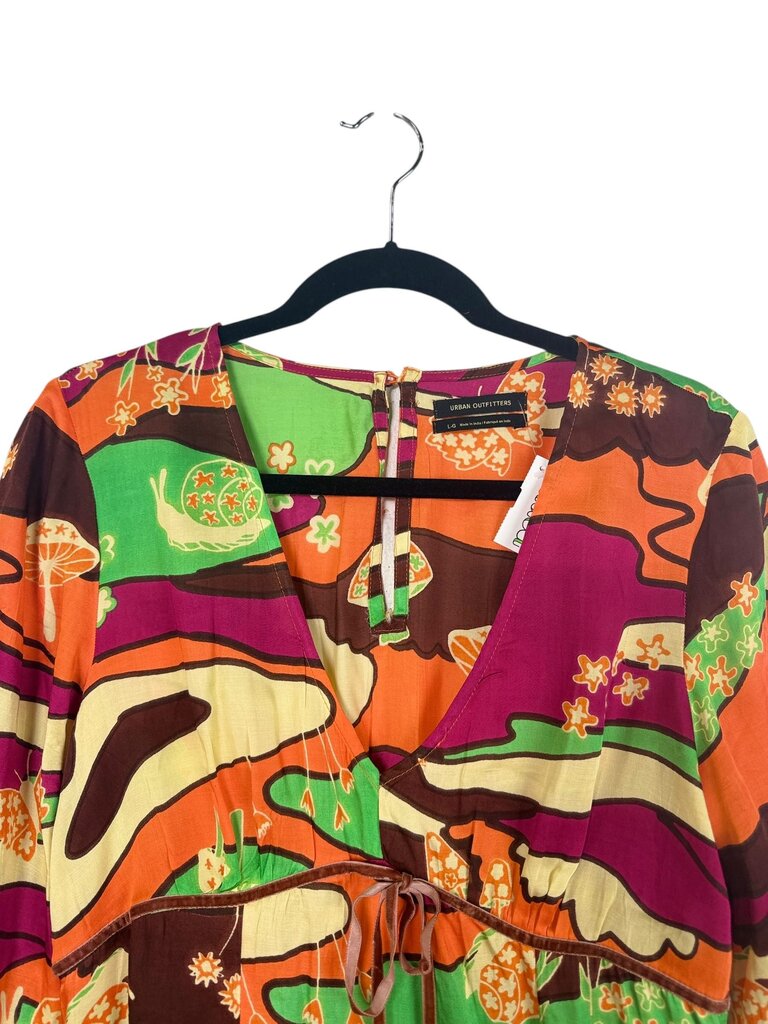 URBAN OUTFITTERS MUSHROOM PRINT ROMPER