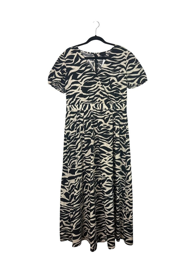 WHO WEAR WHAT ZEBRA MIDI DRESS
