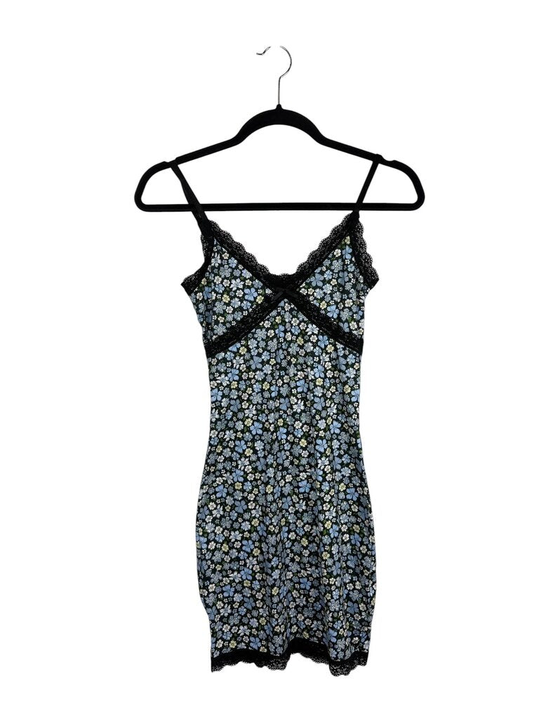 DIVIDED FLORAL MINI DRESS