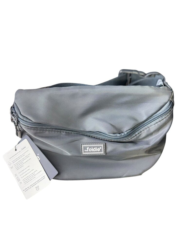 THE FOLDIE FANNY PACK