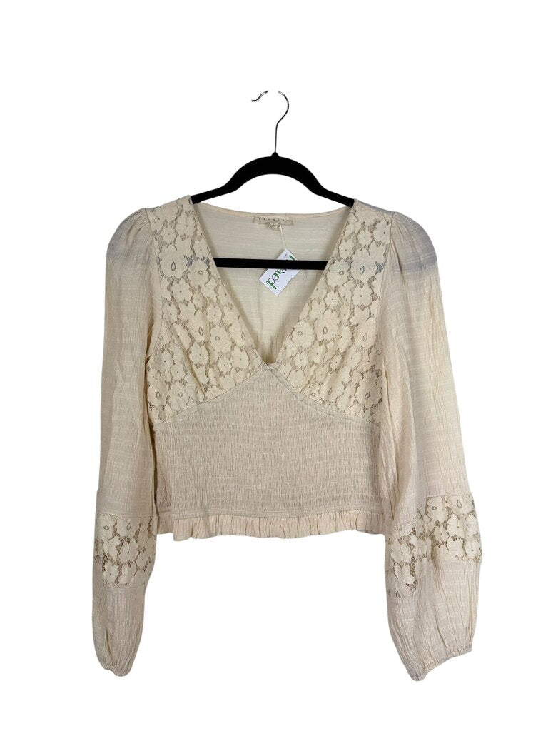 PROMESA LACE BLOUSE