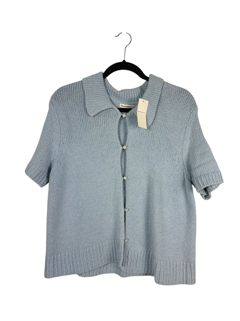 ABERCROMBIE AND FITCH BUTTON SWEATER