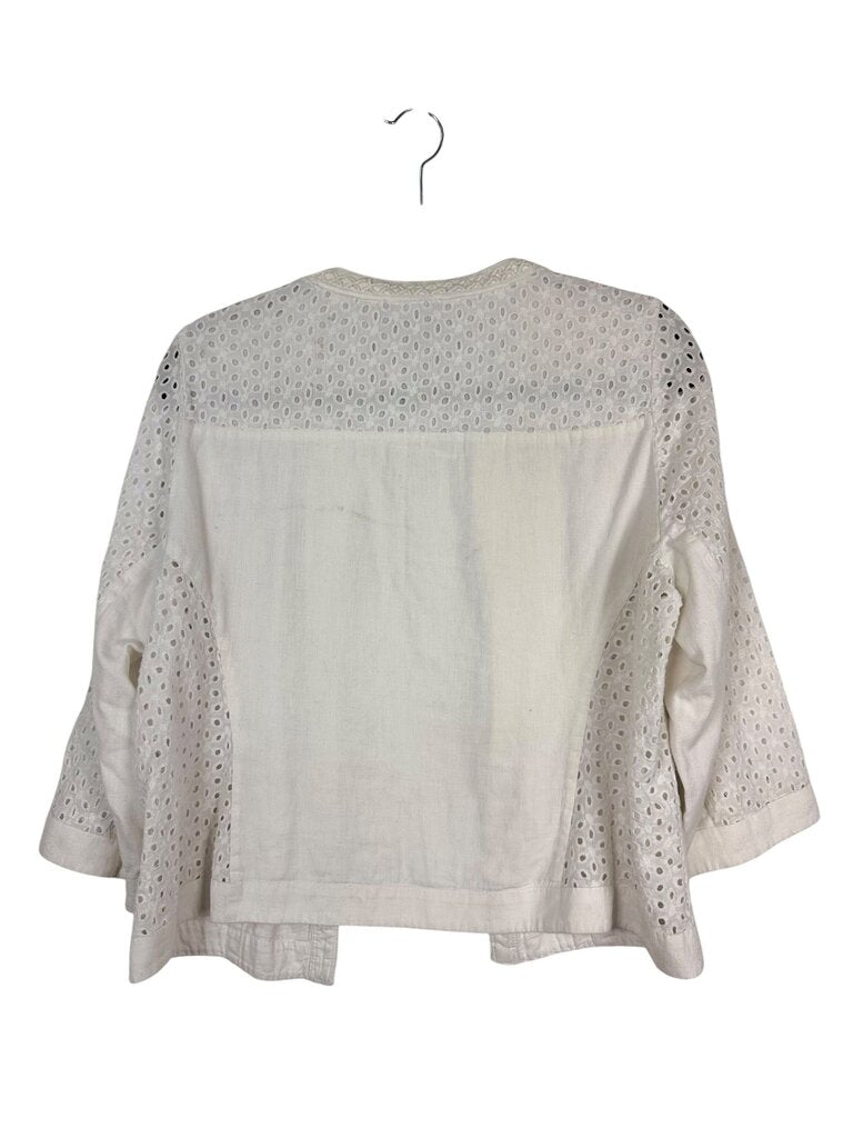 CHICO'S EYELET TOPPER
