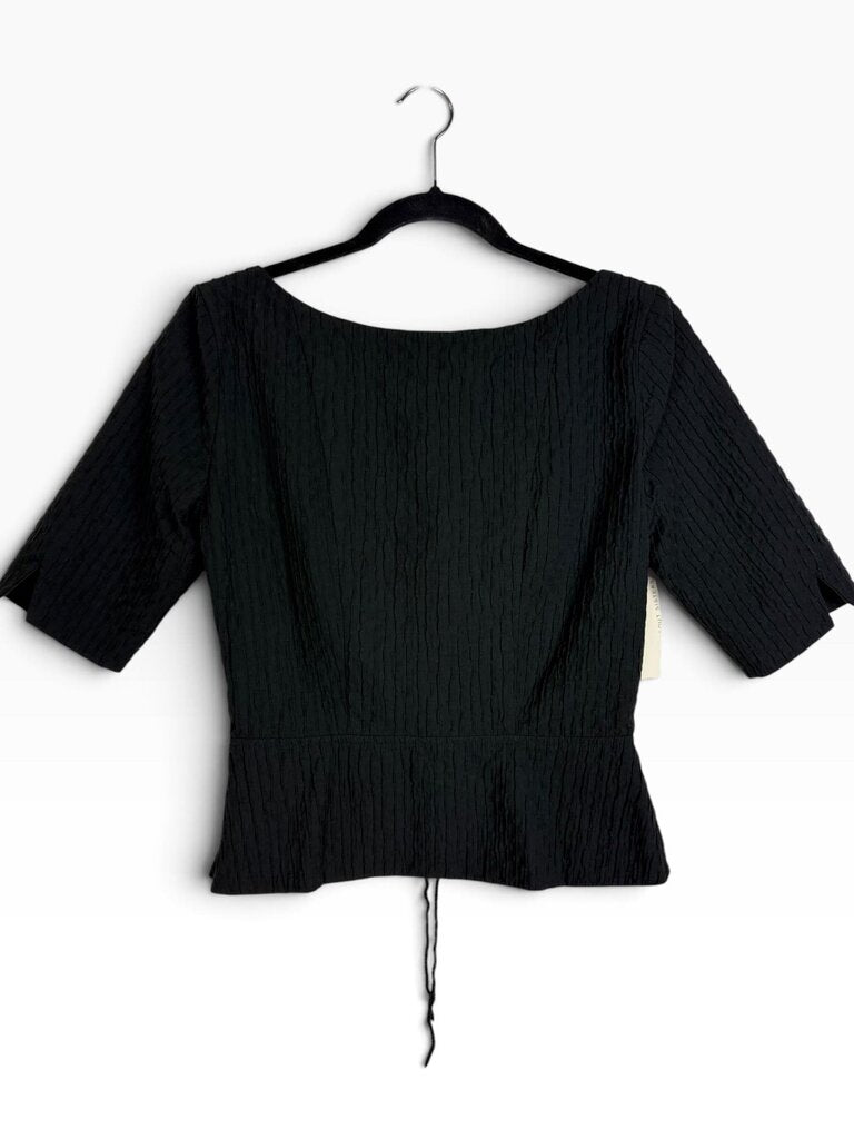 USISI SISTER LACE UP TOP