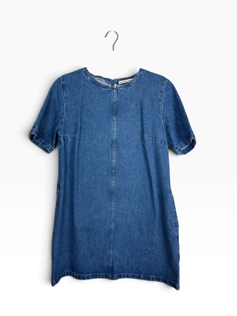ABERCROMBIE AND FITCH DENIM SHIFT DRESS