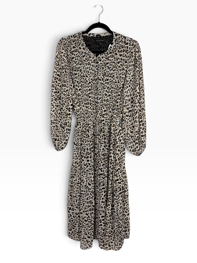 BANANA REPUBLIC LEOPARD PRINT PLEATED DRESS