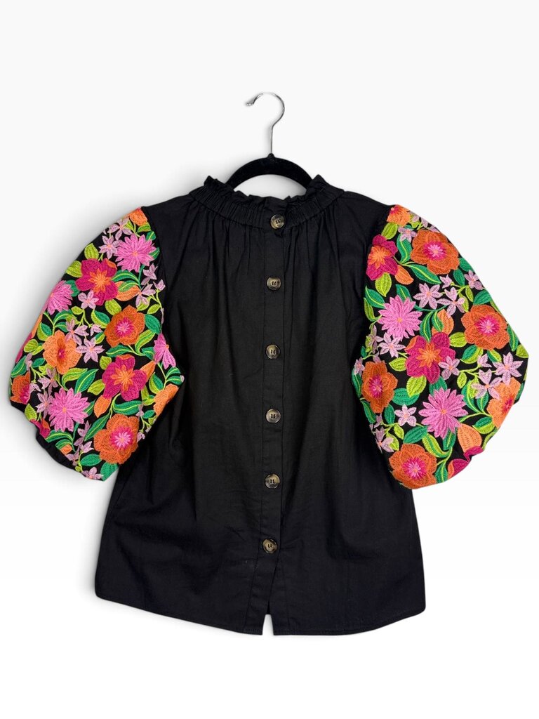 THML FLORAL EMBROIDERED BLOUSE
