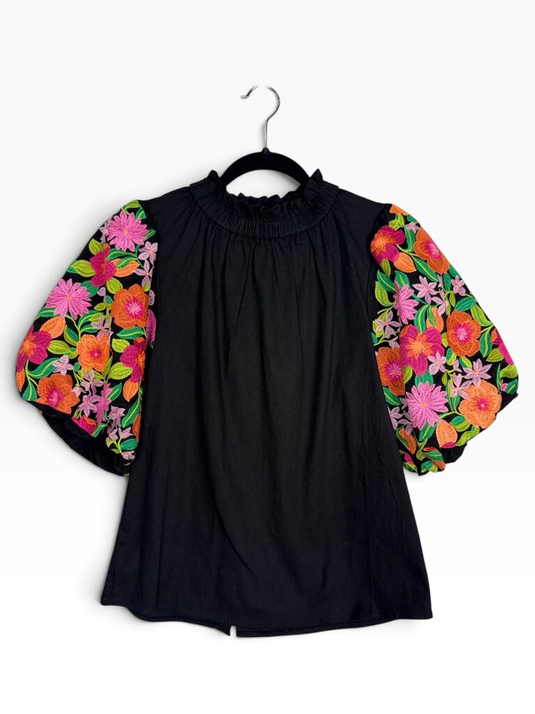 THML FLORAL EMBROIDERED BLOUSE