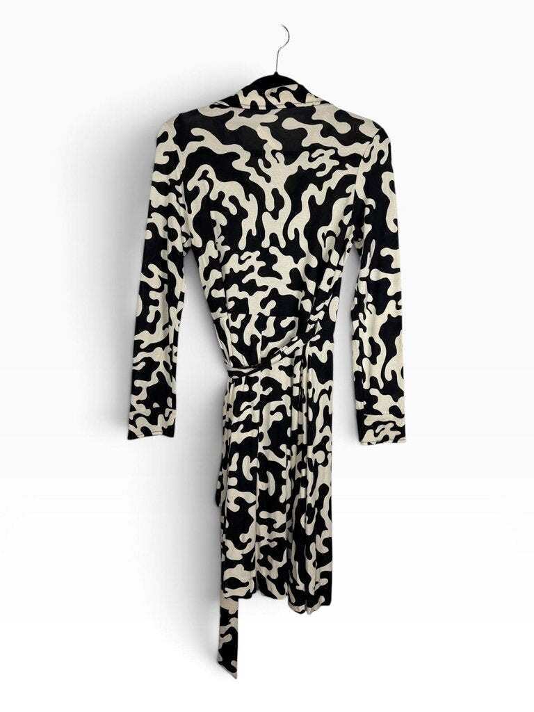 DIANE VON FURSTENBURG ABSTRACT PRINT WRAP DRESS