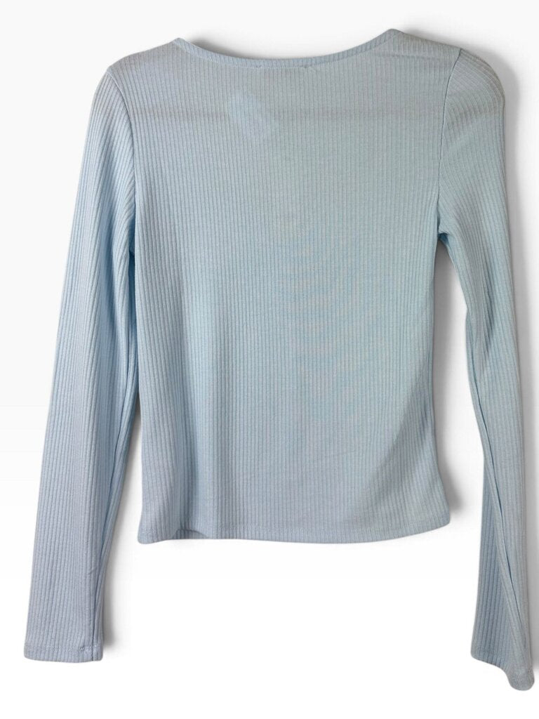 FRANCESCA'S FLORAL APPLIQUE SHIRT