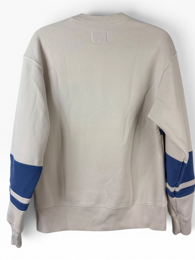 ABERCROMBIE AND FITCH "APRES CLUB" CREWNECK SWEATER