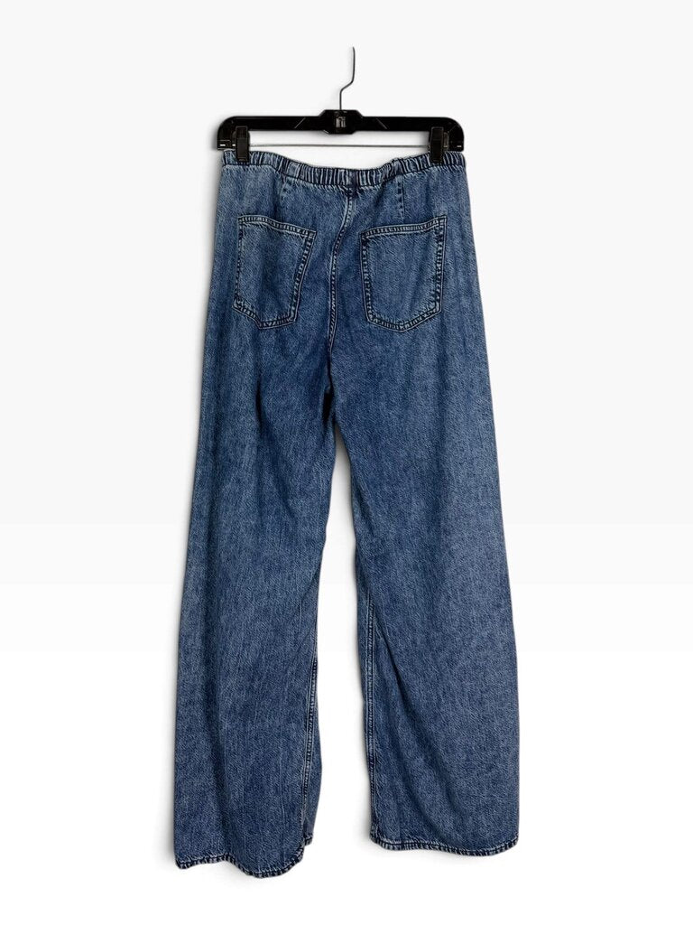 GAP "SUPER LIGHT WEIGHT WIDE LEG" JEANS
