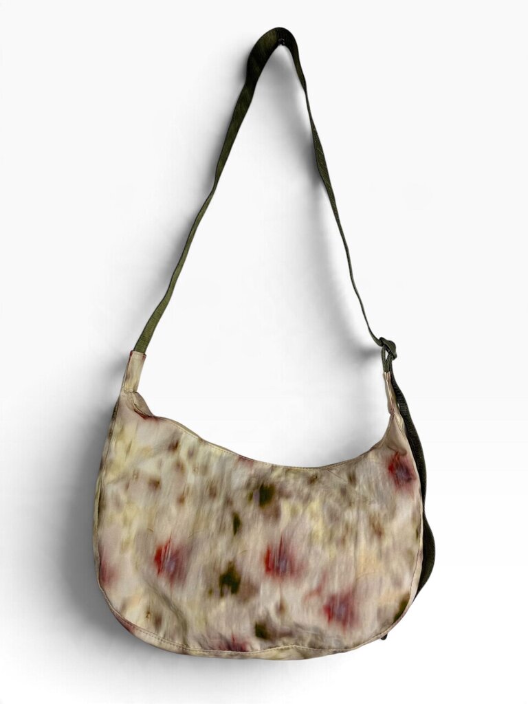 BAGGU NYLON MEDIUM CRESCENT BAG