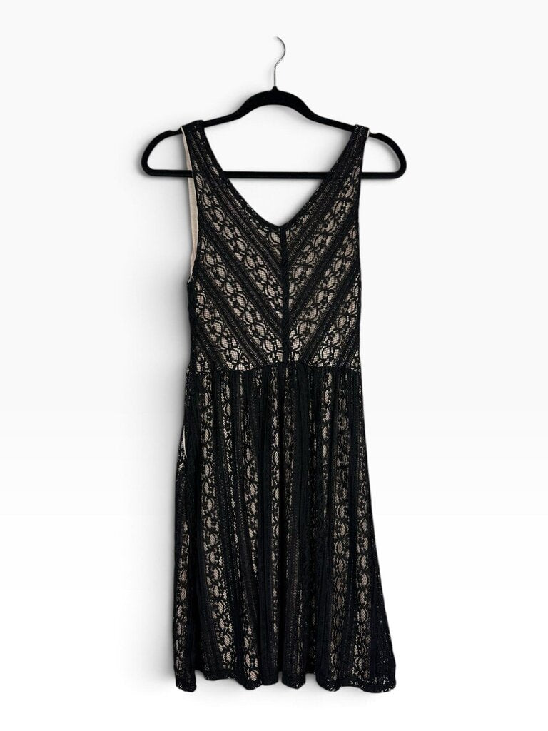 MOULINETTE SOEURS LACE FIT FLARE DRESS