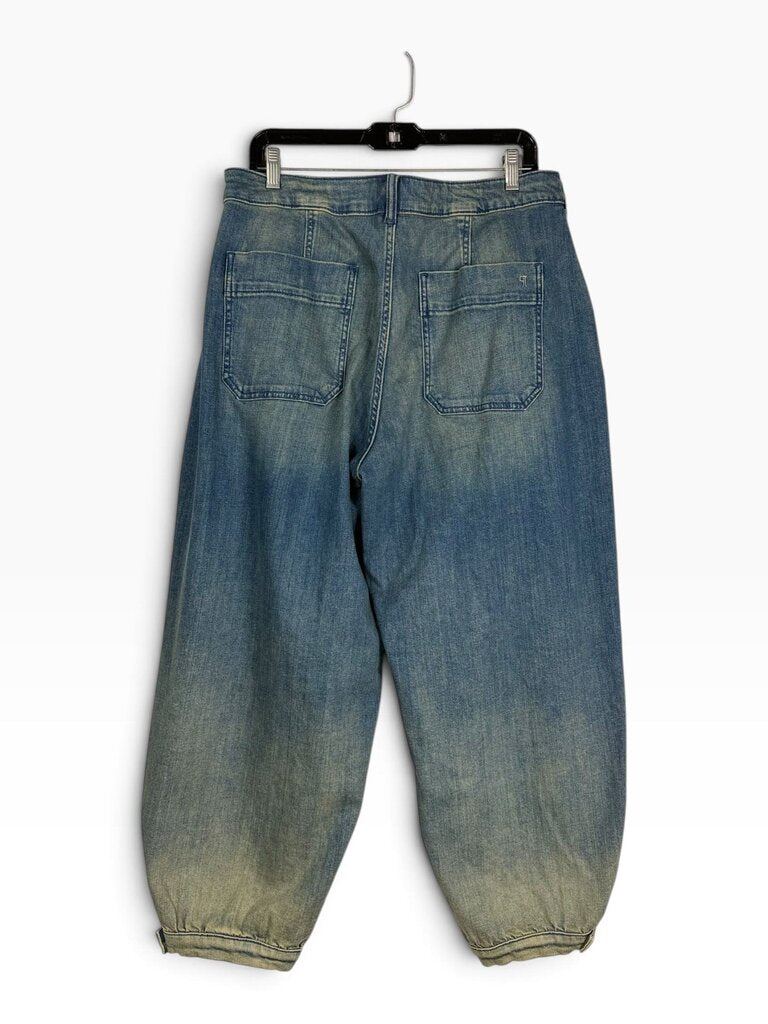 PILCRO HIGH RISE BALLOON JEANS