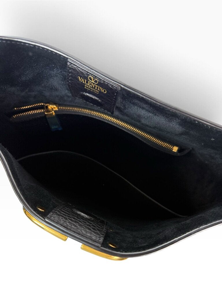 AUTHENTIC VALENTINO PEBBLE LEATHER SHOULDER BAG